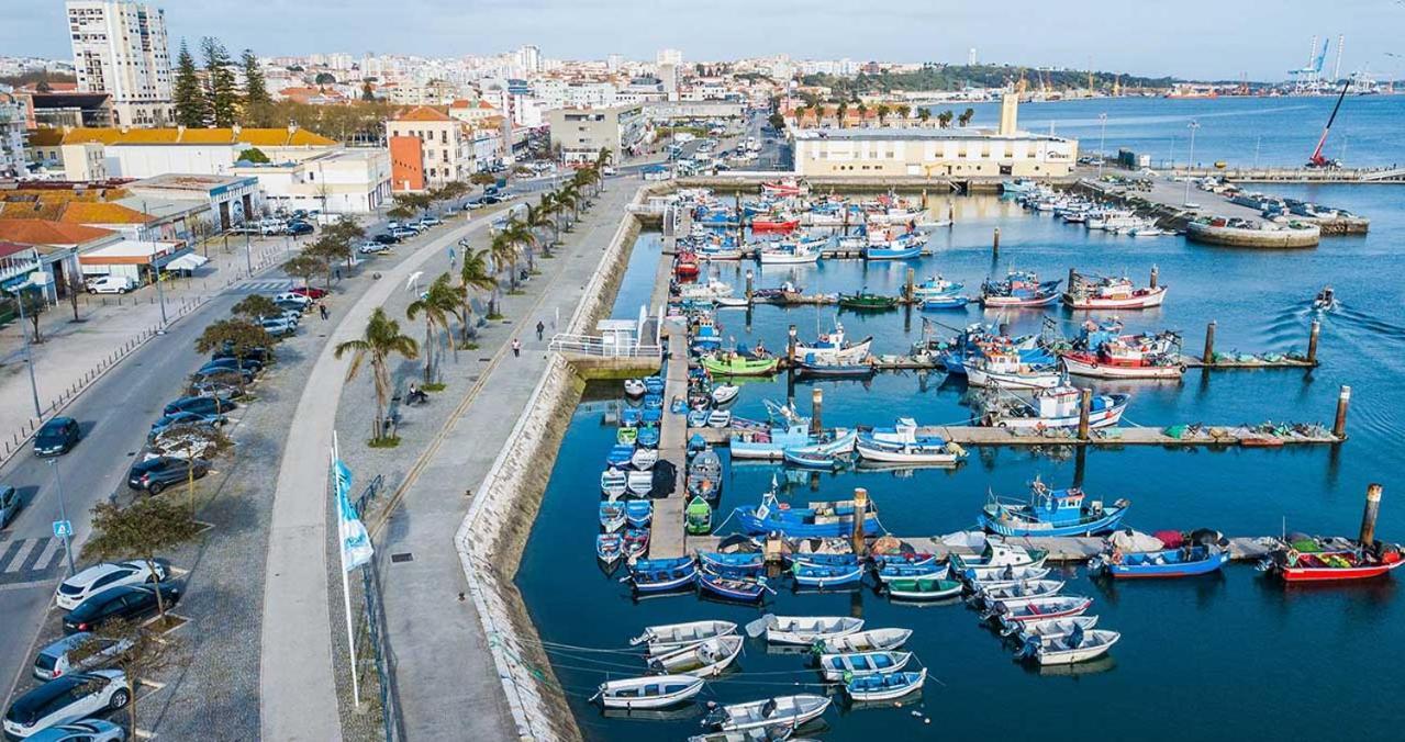 Apartamento Situado Na Zona Costeira Da Cidade 塞图巴尔 外观 照片